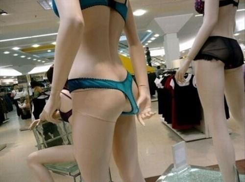 What did you think the very first time you wore a thong?😵😱😲?