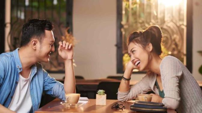 What is the dfference between a "Date" and just "Hanging Out"?