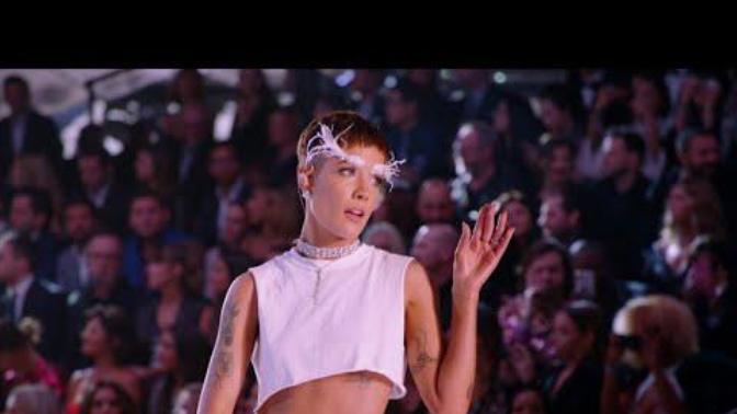 Do you think Halsey is hotter than VS models, too?