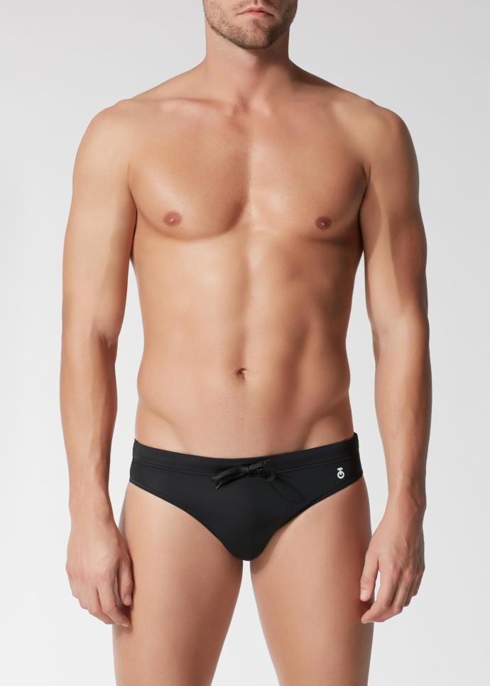 Speedo or boxer?