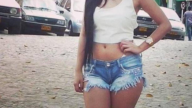 Girls, Do majority of South American Latinas around the age of 20s-30s like to wear really short low rise jeans shorts that are way above midthigh?