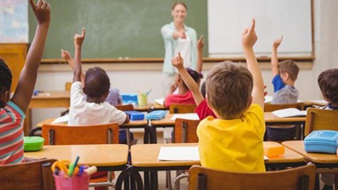 Who do you blame when a child is poorly educated in a 1st world developed country: The parents, teachers or government and why?