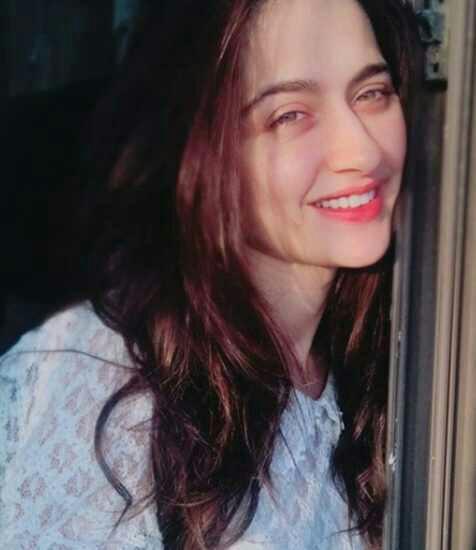 Would she be considered attractive in Asian countries?
