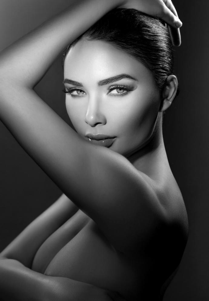 Do you think half middle eastern and half latino produce very pretty girls?