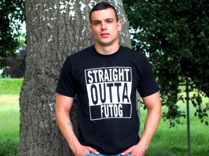 Rate this guy's looks and guess his ethnicity/ancestry?