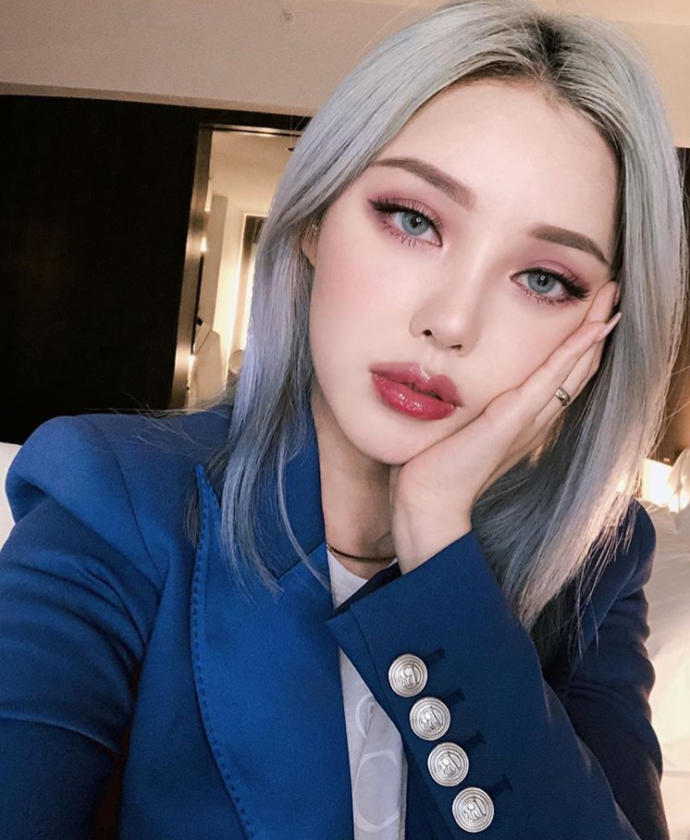 Let’s play a game. Marry, kill, hookup and date, based on the looks of the girl in the images below.:)? And choose the one you find the prettiest?