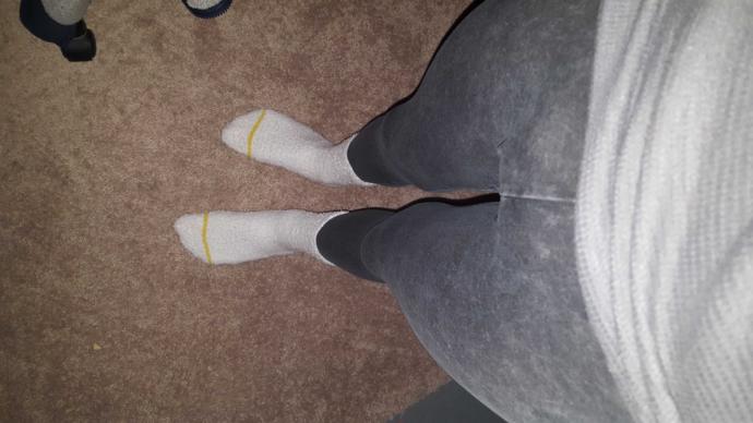 Do you think guys look good/sexy when wearing girl clothes?