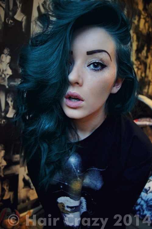 What happens if I put blue hair dye over green hair?