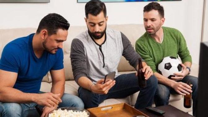 Why do people share private nudes of someone?