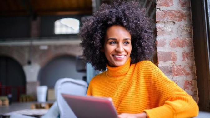 Does a self sufficient woman intimidate a man?
