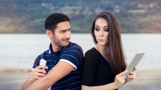 Would you date someone who’s very secretive?