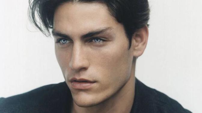 How important is it to you that a guy has a good jawline?