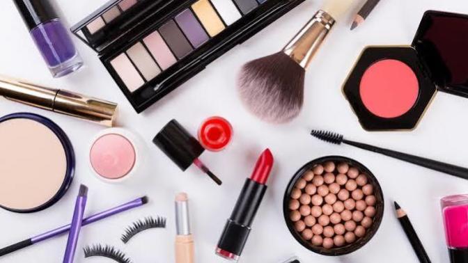 Do beauty products and cosmetics actually increase your insecurity?