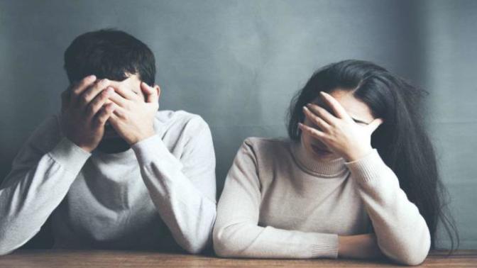 Can someone love you if they don’t trust you? Are trust and love hand-in-hand?