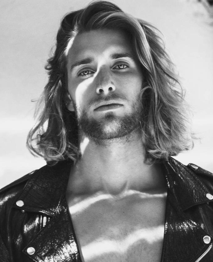 Short, medium, or long hair on a man, what style is sexiest and most ideal of the male sex? 