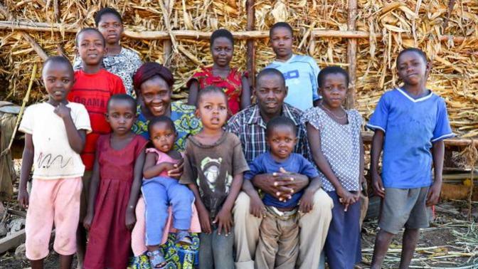 Why Do Extremely Poor People Get Many Children?