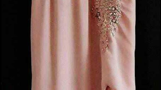 Girls! What lipstick color could go with this dress?