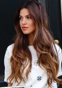 Which female hairstyle do you like more?