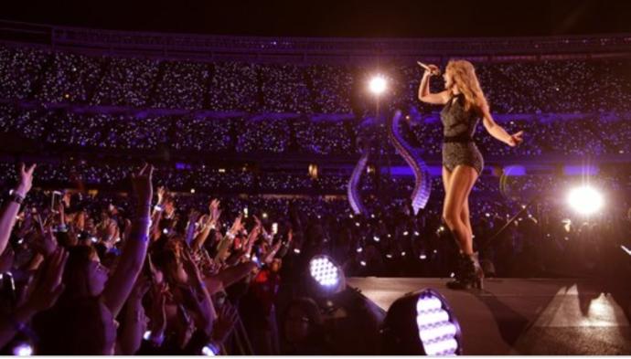 Taylor Swift or Ariana Grande?