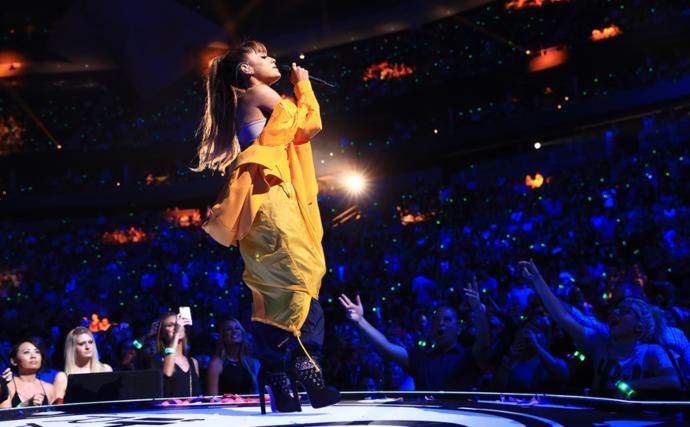 Taylor Swift or Ariana Grande?