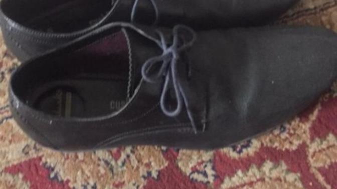 I am trying to sell these formal black shoes for men. do you think these are good pictures to use to sell them online?