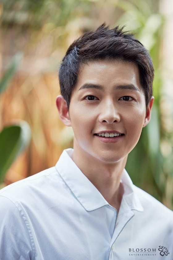 Who are the most attractive East Asian (i. e. Japanese, Chinese, Korean, Vietnamese, Mongolian) males (= celebs and ordinary persons)?