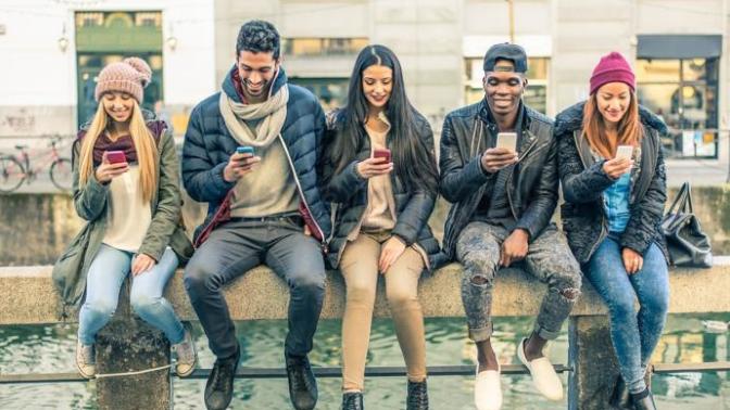 Does it bother you when you see everybody and their brother on cell phones when you're out and about?