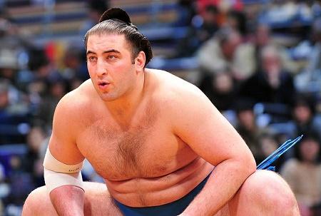 Girls who are slim or normal weight-- would you date a fat guy?