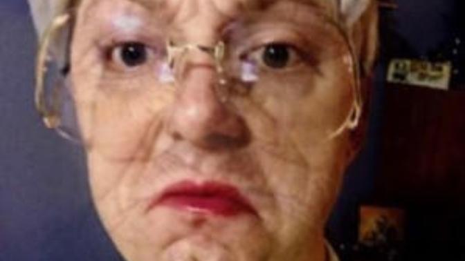 Men of ages, do you find the ‘frozen bitch face’ attractive?
