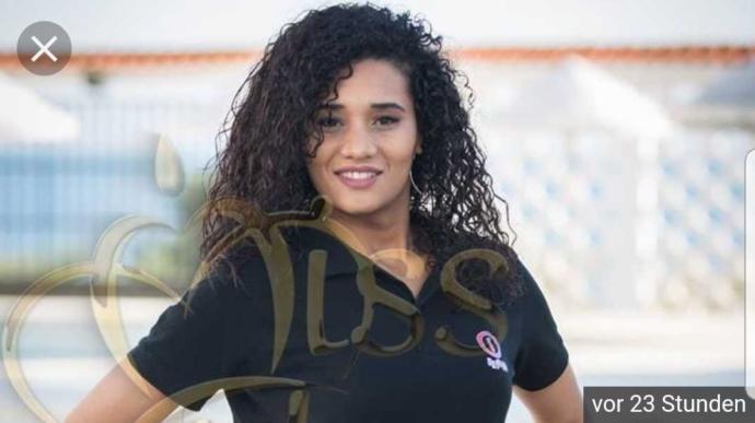 Is miss algeria pretty when you consider the other pretty girls of the same country?