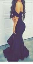 Do you think that this muslim women should wear more clothes?
