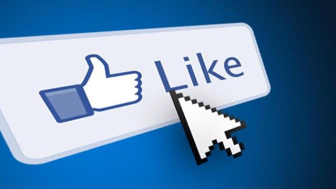Should you avoid liking any post, status or photos etc. of your Ex on social media?