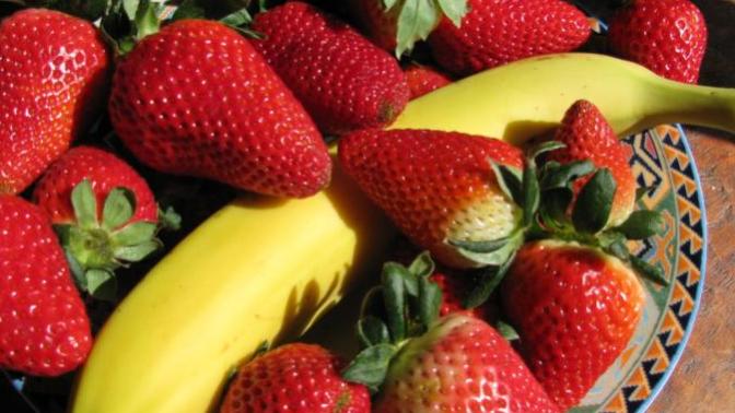 Do you prefer banana or strawberry flavoured milk?