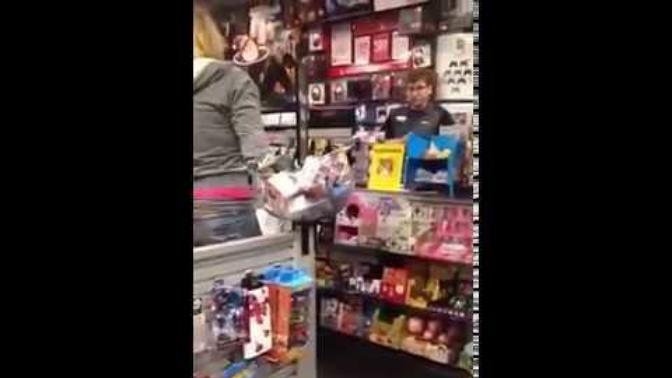 Do you think this transwomen should pay back Gamestop?