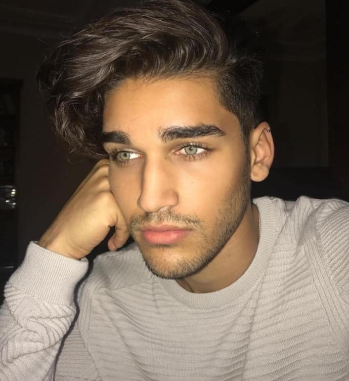 Any of you girls attracted to pretty boys?