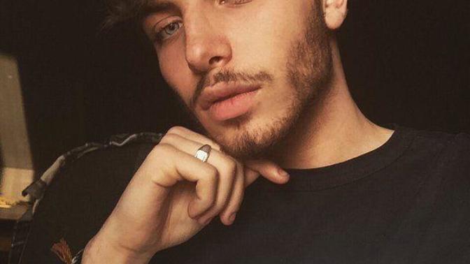 Any of you girls attracted to pretty boys?