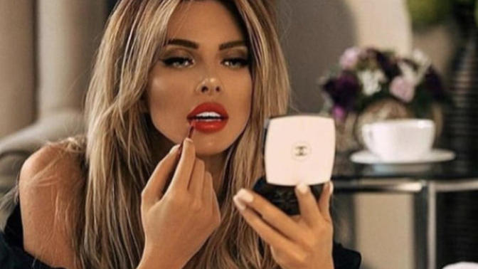 Girls, what's your favorite aspect of women's fashion?