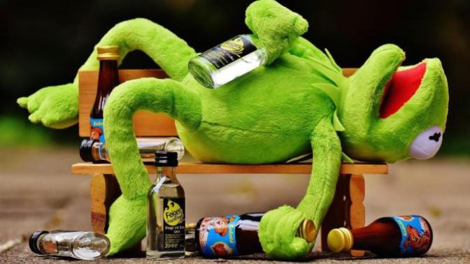 Why Is Alcohol And Sex Seen As A Crucial Part Of American Teenage Life?