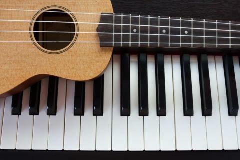 Do girls prefer a guy that plays the piano or the guitar?
