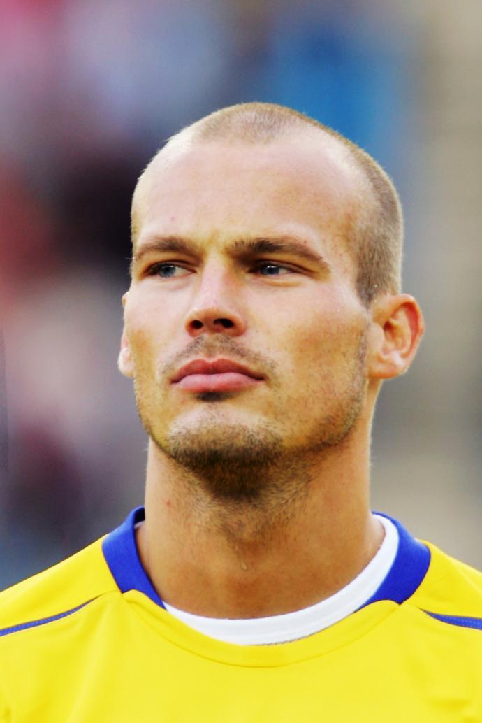 Best hair length for a balding guy?