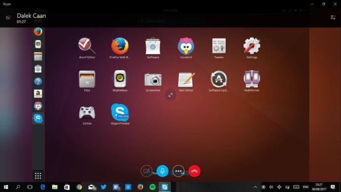 Windows vs Mac vs Linux:  Which of these three OS do you prefer for your computer?