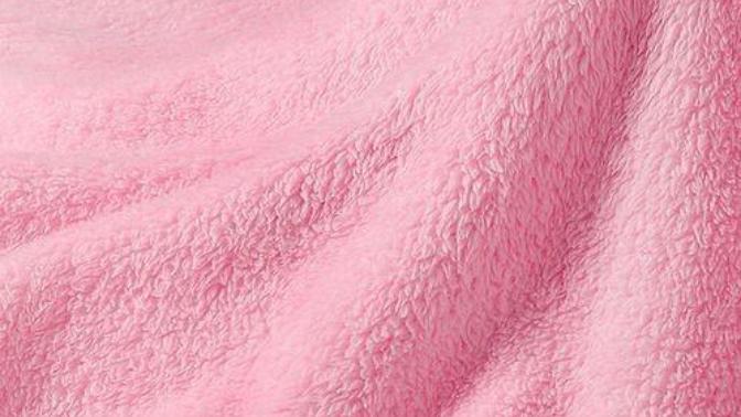Is anyone else obsessed with soft, pink, fluffy things?