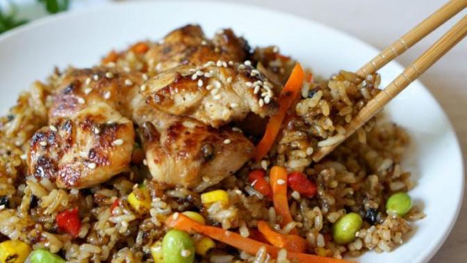 Do you like Chicken Terrakyi with rice or noodles?