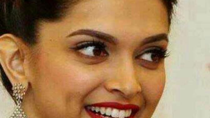 Which colours look good and bad on olive skin?