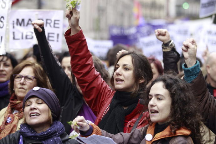 Why do 3rd wave feminists try so hard to look unattractive?