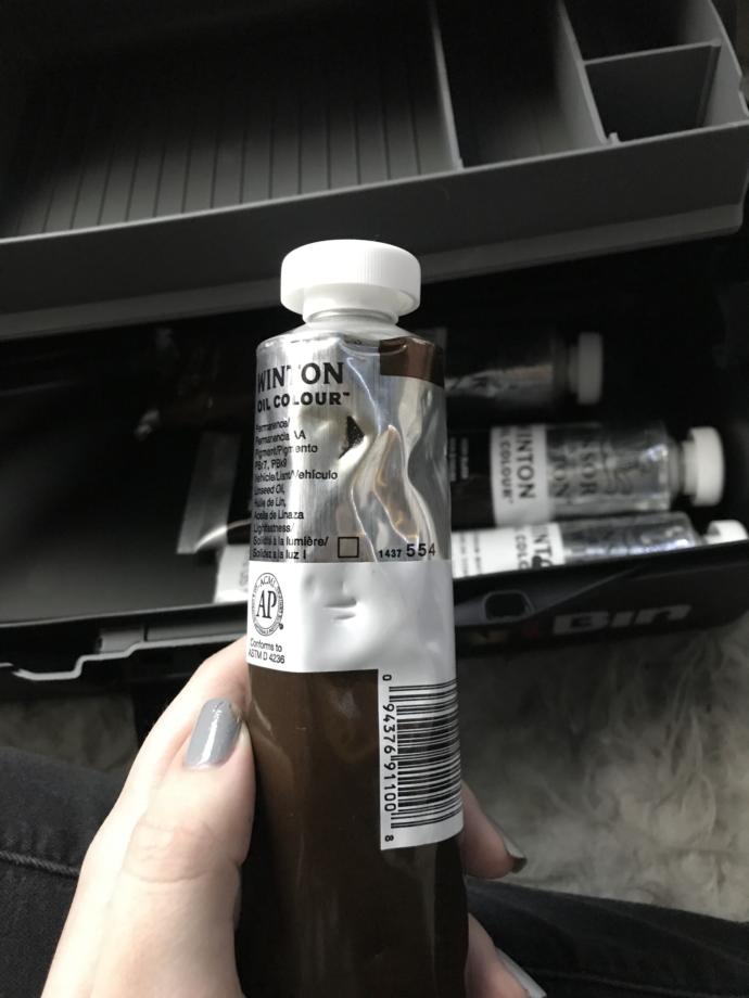 Hole in oil paint tube?