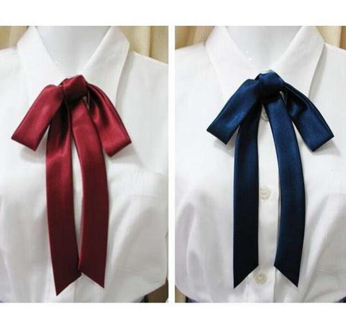 What should we wear with a suit?