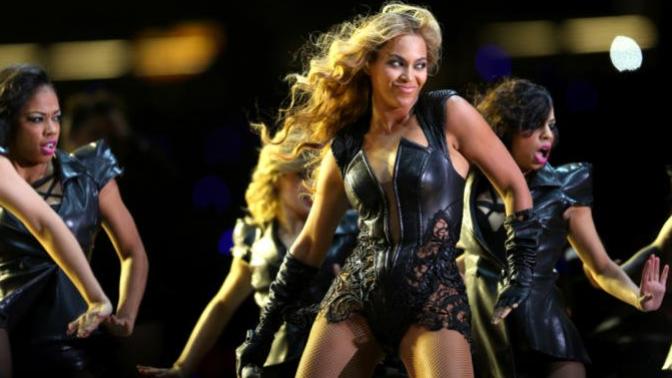 Who is a better female dancer?