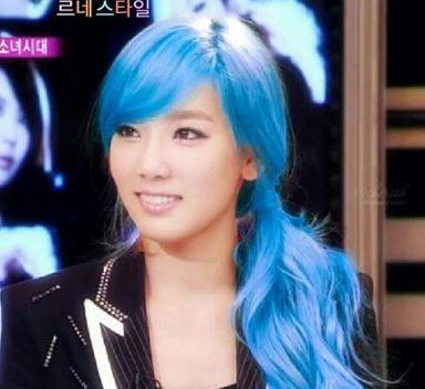 Guys, What's your favorite hair color on a girl?