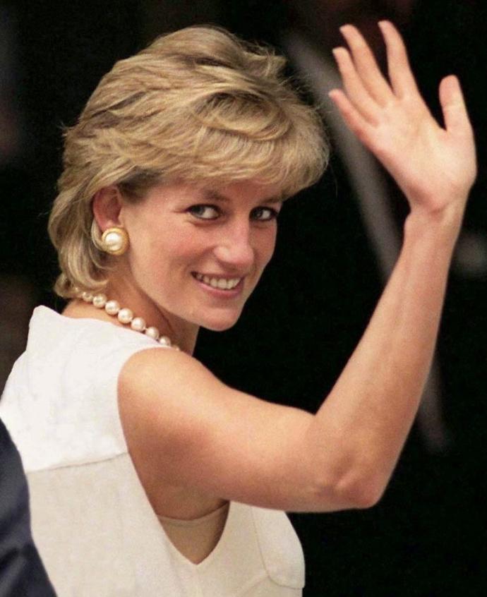 Who is the most beautiful woman on earth?